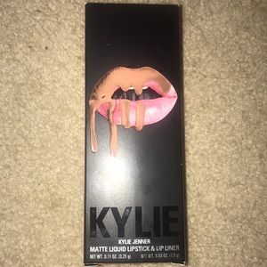 Kylie Lip Kit (Candy K)